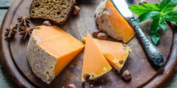 Quesos Inusuales de Francia: Explorando Más Allá del Brie y Camembert